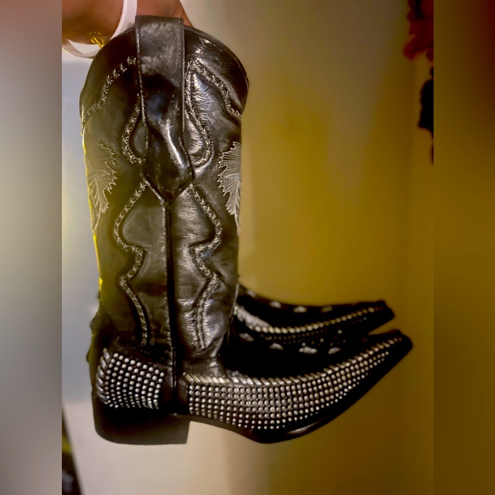 Brand New - Cowboy Boots all leather with  rhinestone and marlin detailing